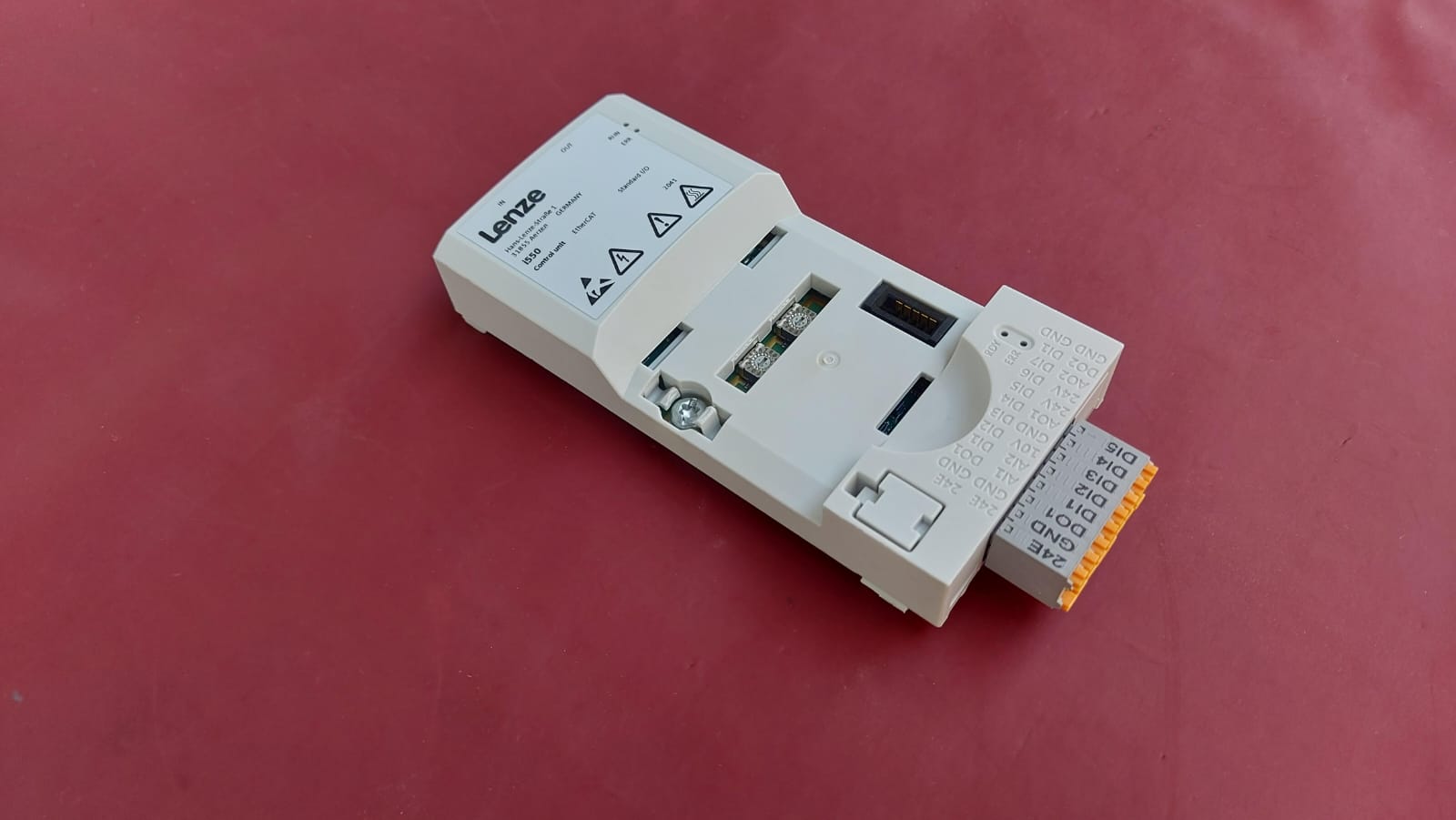 LENZE I5CA5T02000VA0000S 16065473 LENZE İ550 ETHERCAT CONTROL UNİT I5CA5T02000VA0070S